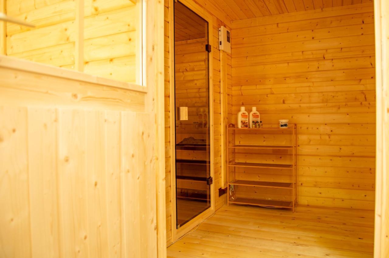 טריברג Wellnessoase Mitten In Triberg מראה חיצוני תמונה